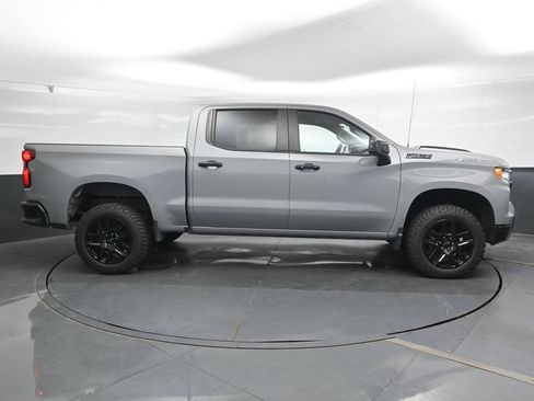 Used 2024 Chevrolet Silverado 1500 LT Trail Boss w/ Convenience Package II AWD/4WD image 5