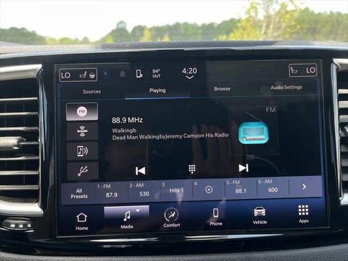 Certified 2023 Chrysler Pacifica Touring-L FWD image 27