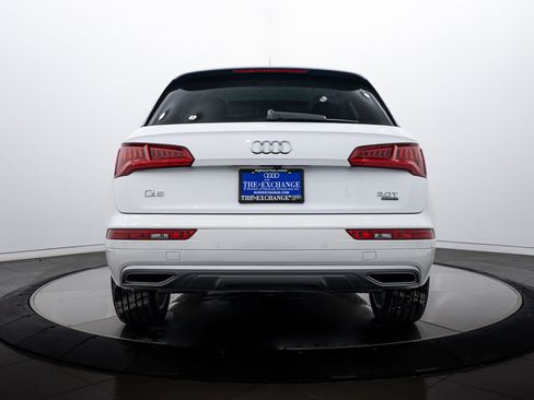 Used 2018 Audi Q5 Premium Plus w/ Premium Plus Package image 24