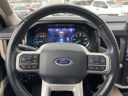 Used 2023 Ford Expedition Limited image 31