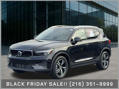 Used 2023 Volvo XC40 B5 Core