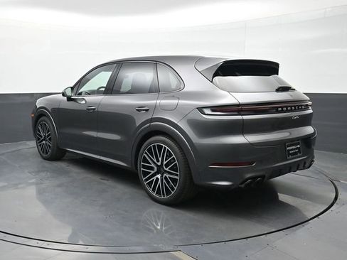 New 2025 Porsche Cayenne Turbo AWD/4WD image 3