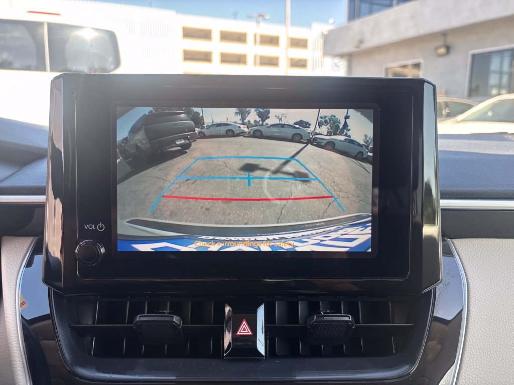 Used 2025 Toyota Corolla LE FWD image 19