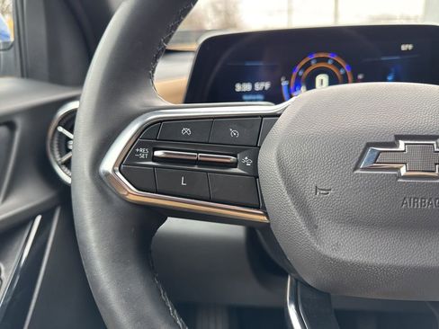 Certified 2025 Chevrolet Equinox ACTIV AWD/4WD image 14