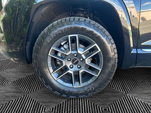 New 2026 GMC Terrain AT4 AWD/4WD image 14