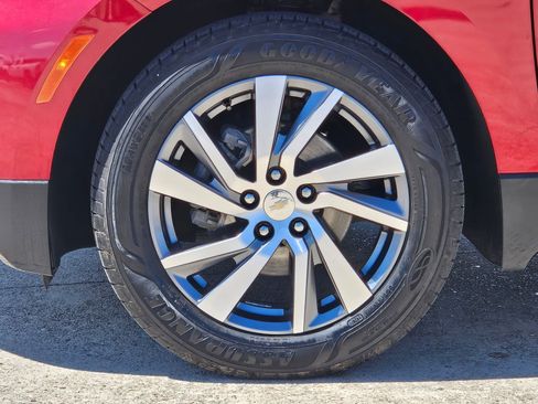 Used 2024 Chevrolet Equinox LT w/ LPO, Floor Liner Package image 11