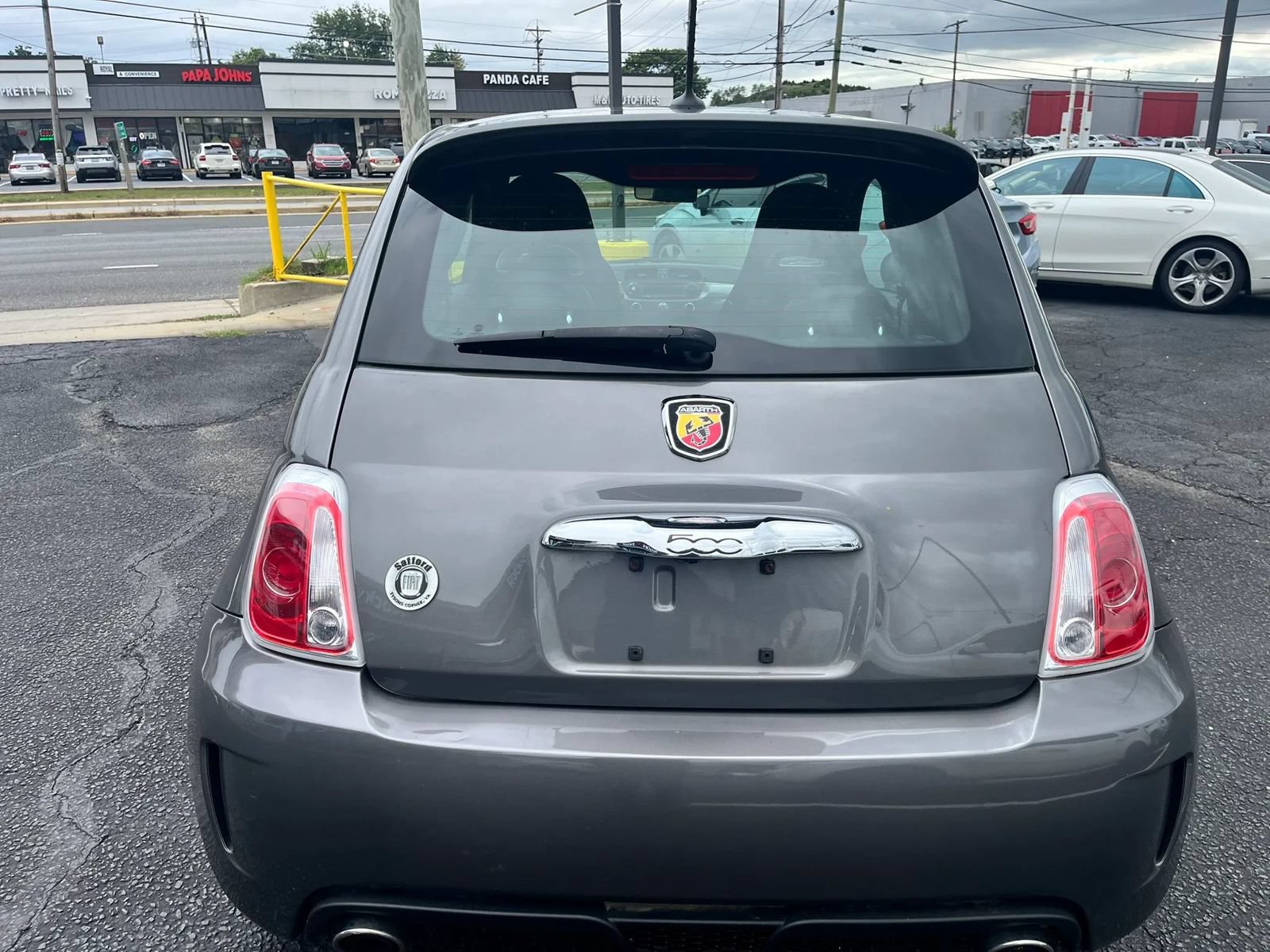 Used 2013 FIAT 500 Abarth w/ Comfort/Convenience Group FWD image 5