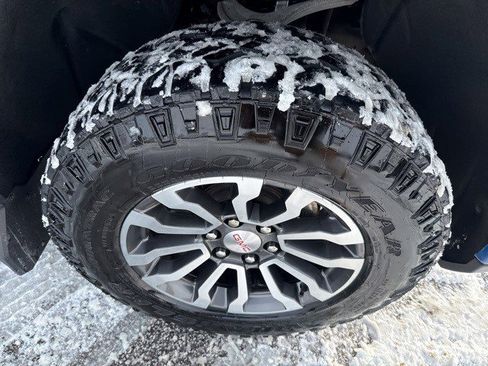 Certified 2023 GMC Sierra 1500 AT4 w/ AT4 Premium Package image 1
