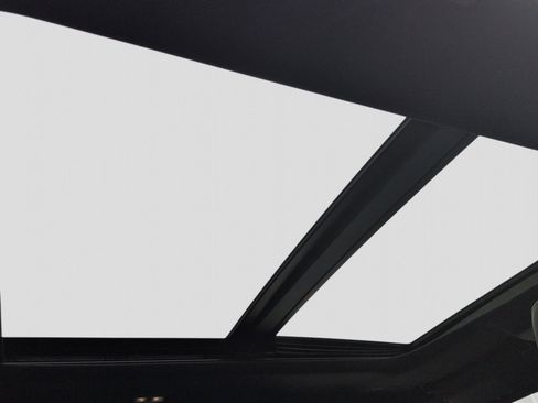 Used 2023 Ford F150 Lariat w/ Equipment Group 502A High image 28