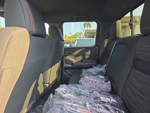 New 2026 Nissan Frontier PRO-4X w/ Pro-4x Convenience Package AWD/4WD image 16