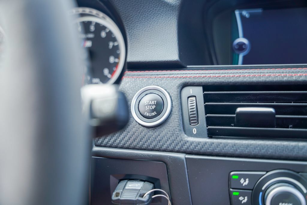 Used 2013 BMW M3 Coupe RWD image 21