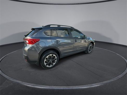 Used 2021 Subaru Crosstrek 2.0i Premium w/ Moonroof Package image 8