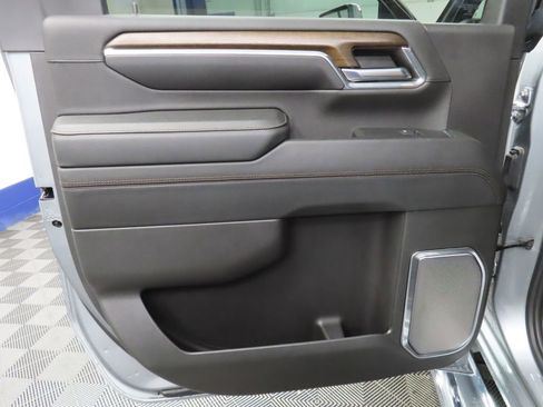 Used 2024 Chevrolet Silverado 2500 High Country AWD/4WD image 76