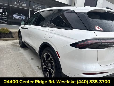 Used 2024 Lincoln Nautilus Premier w/ Jet Appearance Package AWD/4WD image 19