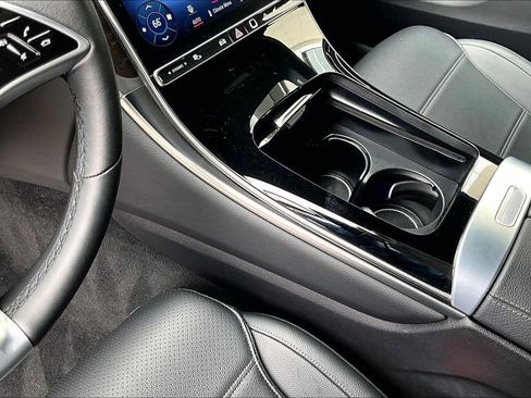 Used 2023 Mercedes-Benz GLC 300 4MATIC image 14