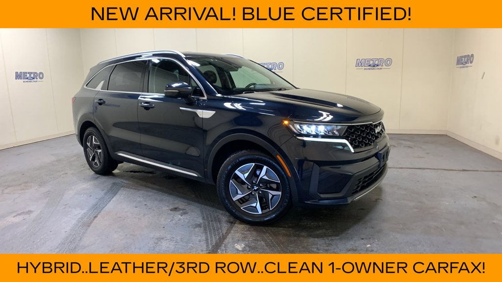 Used 2022 Kia Sorento S AWD/4WD image 1