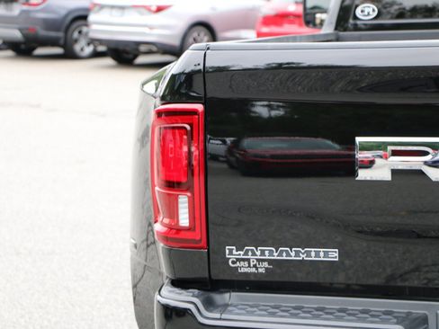 Used 2025 RAM 3500 Laramie AWD/4WD image 5
