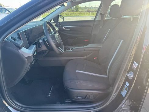 Used 2024 Hyundai Sonata SEL w/ Convenience Package FWD image 12