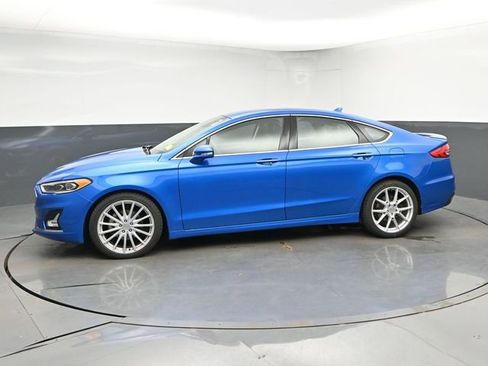 Used 2019 Ford Fusion Titanium FWD image 6