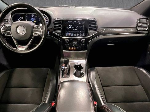 Used 2020 Jeep Grand Cherokee Trailhawk AWD/4WD image 7