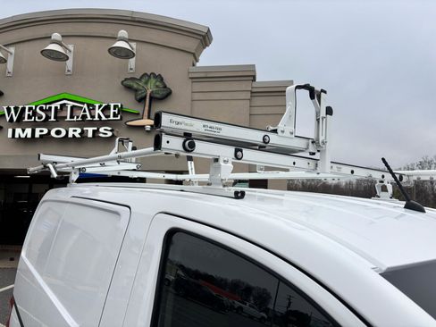 Used 2017 Nissan NV200 SV image 26