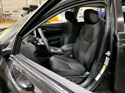 Used 2023 Honda Accord EX image 7