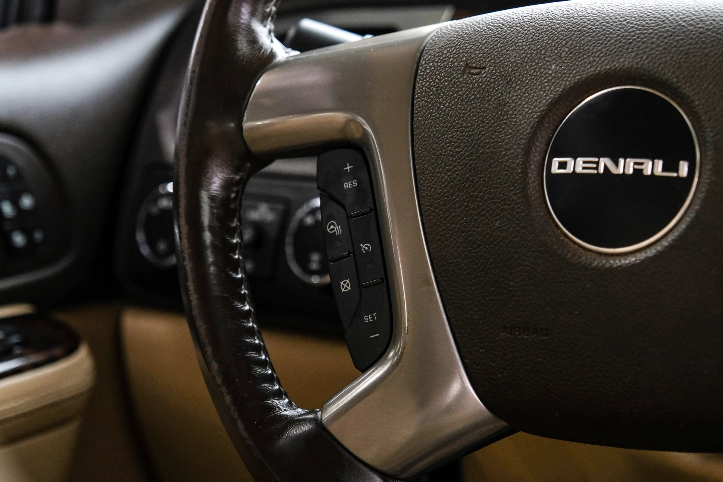 Used 2012 GMC Sierra 3500 Denali AWD/4WD image 23
