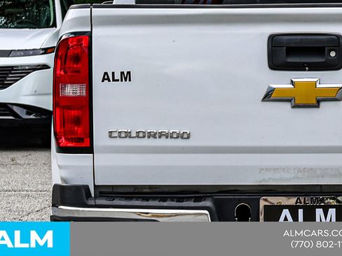 Used 2017 Chevrolet Colorado W/T w/ WT Convenience Package RWD image 14