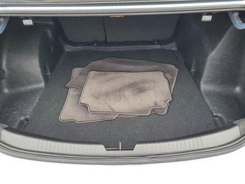 Certified 2017 Chevrolet Malibu LT image 17