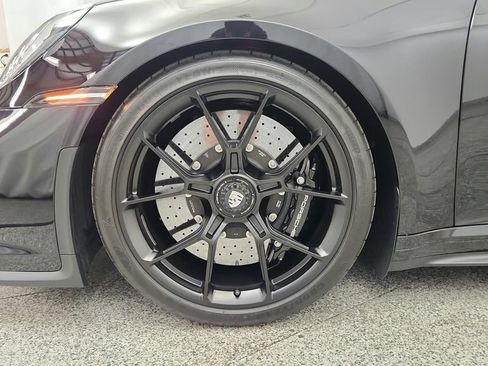 Used 2022 Porsche 911 GT3 RWD image 16