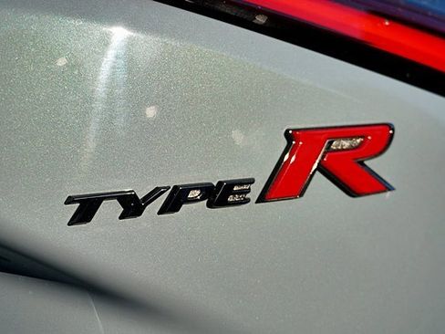 Used 2023 Honda Civic Type R image 13