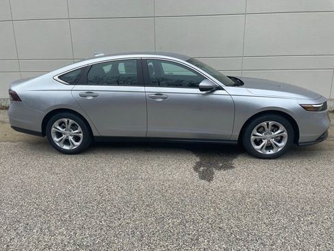 New 2026 Honda Accord LX image 5