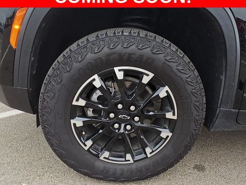 Used 2024 Chevrolet Traverse Z71 AWD/4WD image 6