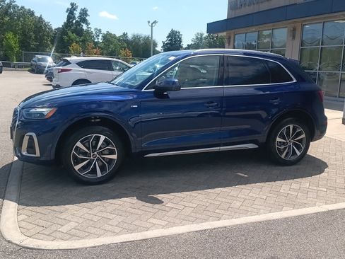 Used 2024 Audi Q5 2.0T Premium AWD/4WD image 2