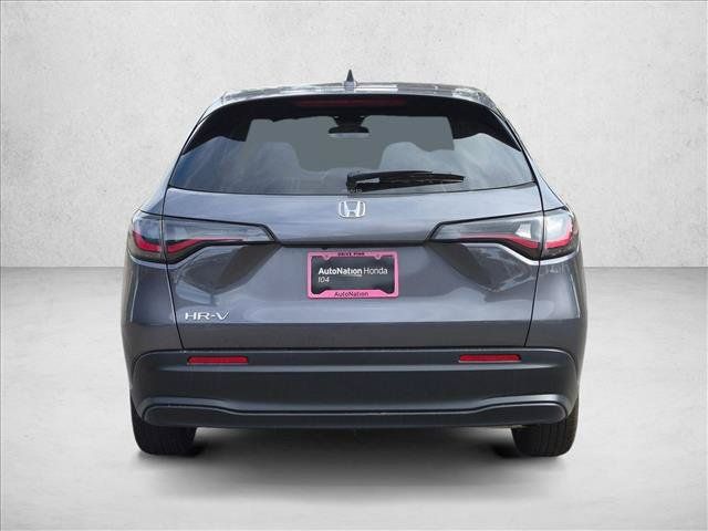 Certified 2027 Honda HR-V LX image 6