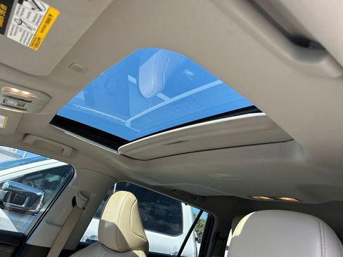 Used 2020 Toyota Highlander Limited image 13