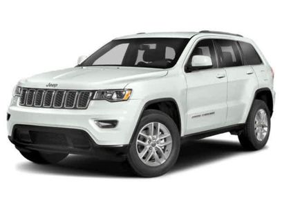 Used 2018 Jeep Grand Cherokee Laredo
