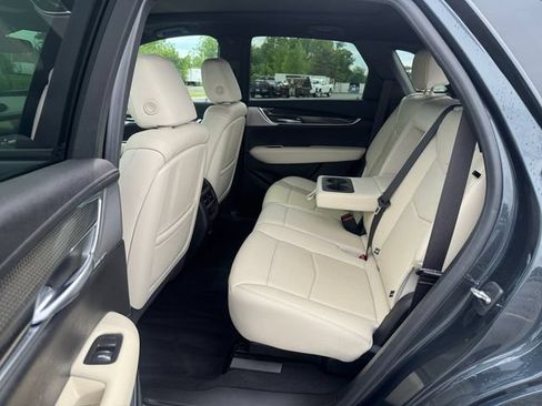 Certified 2020 Cadillac XT5 Sportv AWD/4WD image 16