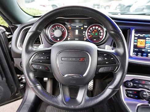 Used 2017 Dodge Challenger R/T Scat Pack image 21