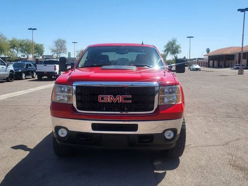 Used 2011 GMC Sierra 2500 SLT w/ SLT Convenience Package image 3