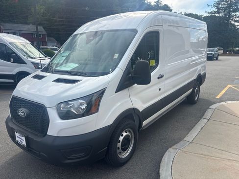 New 2026 Ford Transit 250 148 Medium Roof RWD image 7