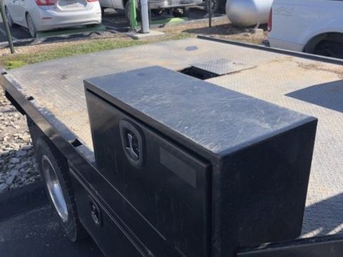 Used 2019 Ford F450 XL w/ Power Equipment Group image 4