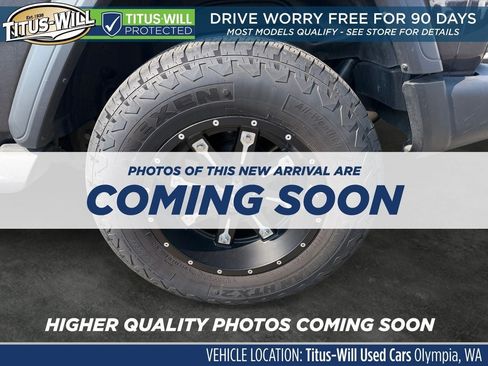 Used 2025 Jeep Wrangler Sport AWD/4WD image 4