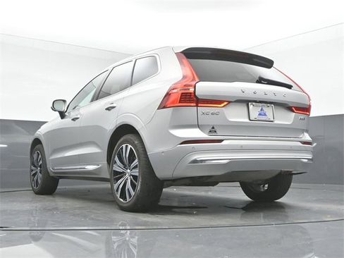 Used 2022 Volvo XC60 B5 Inscription w/ Advanced Package image 43