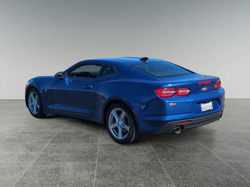 Used 2023 Chevrolet Camaro LT image 3