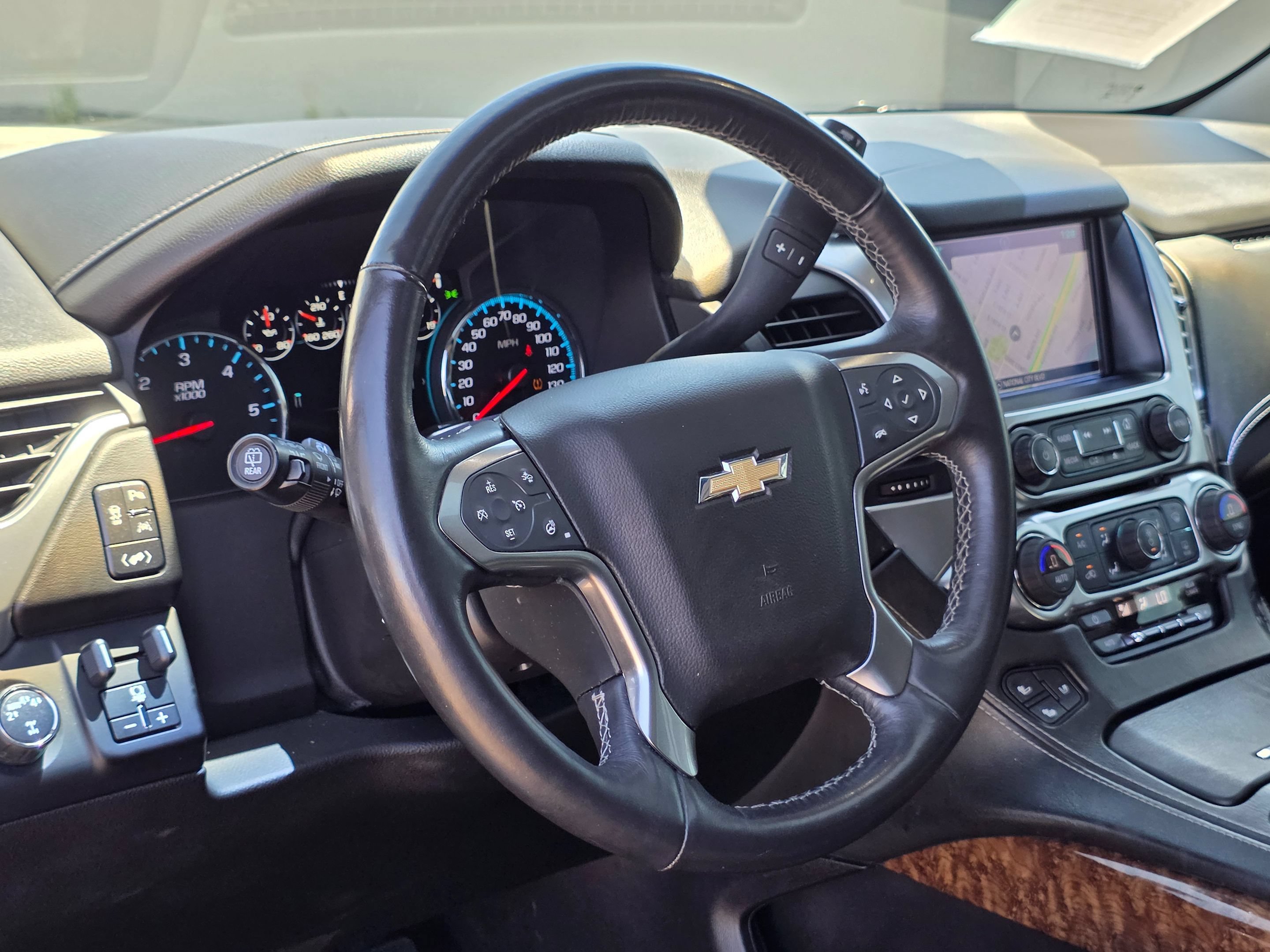 Used 2017 Chevrolet Tahoe Premier AWD/4WD image 18