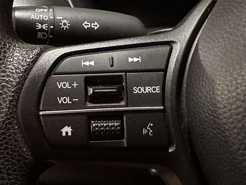 Used 2023 Honda HR-V LX image 20