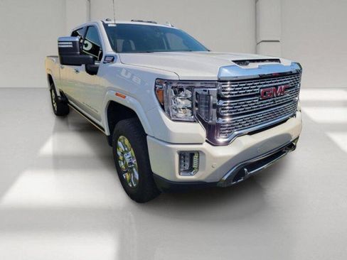 Used 2022 GMC Sierra 2500 Denali w/ Denali Ultimate Package AWD/4WD image 2