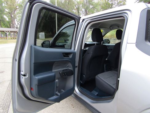 Certified 2024 Ford Maverick XLT w/ XLT Luxury Package image 17