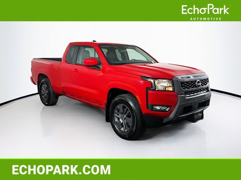 Used 2025 Nissan Frontier SV w/ SV Convenience Package image 1